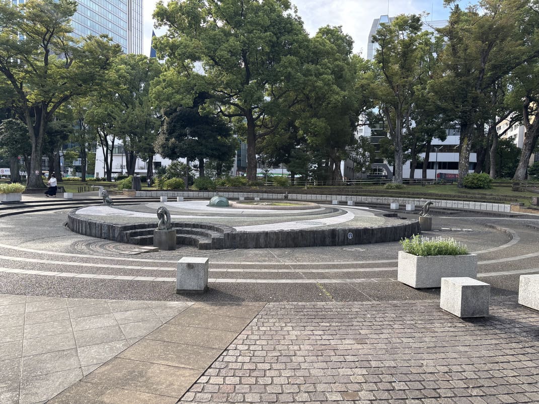 横浜中華街で謎解き街歩きをする謎解きウォークの画像